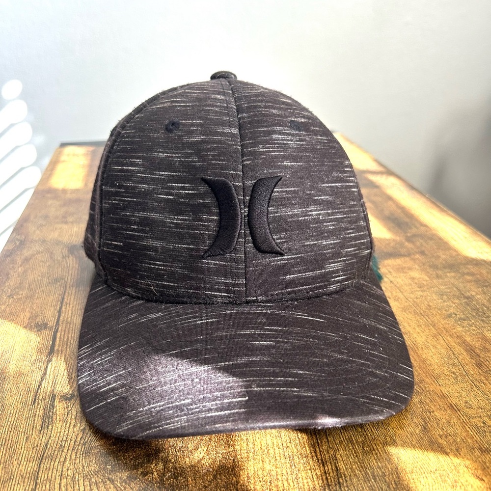 Under Armour, Black, Cap, Great Condition